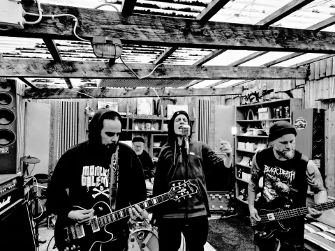 Analog Crew – Proberaum Session